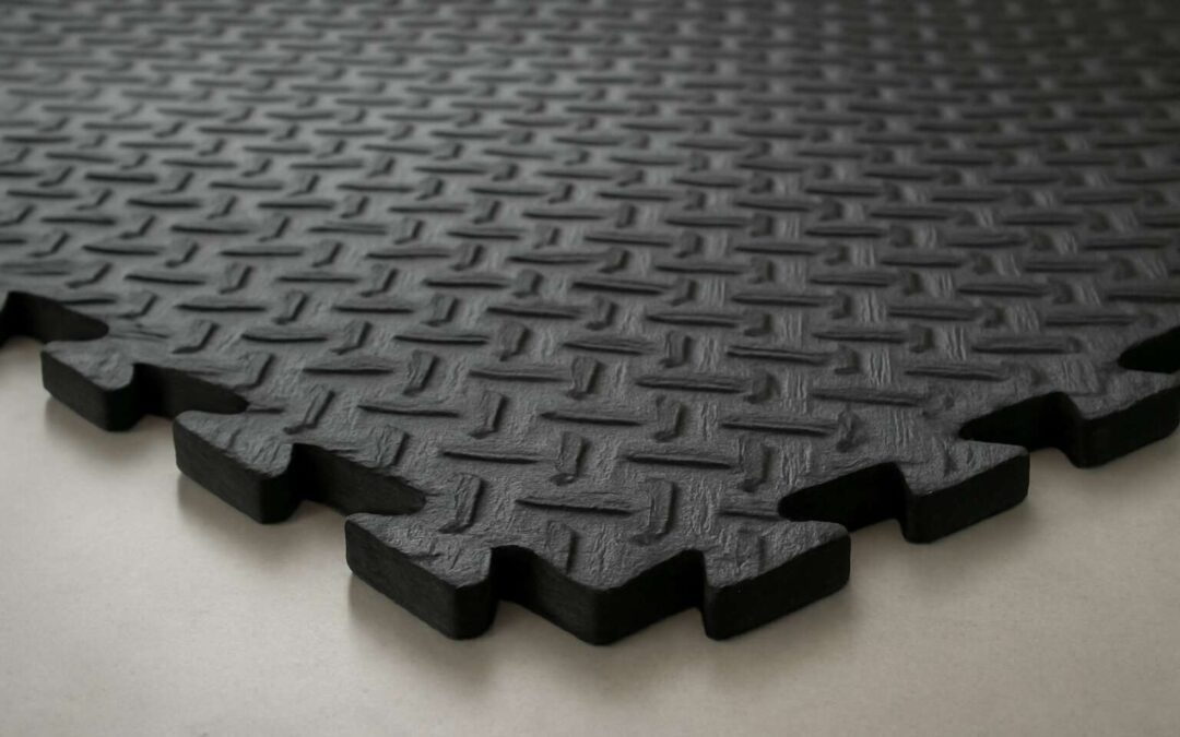 Protect Floors with rubber mat 5mm: Durable, Non-Slip & Easy to Clean