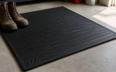 Durable rubber mat 3×4 for easy cleanup and firm grip.